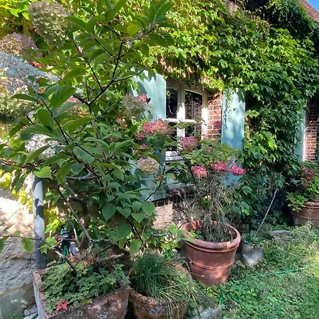 La Breteche Du Perche