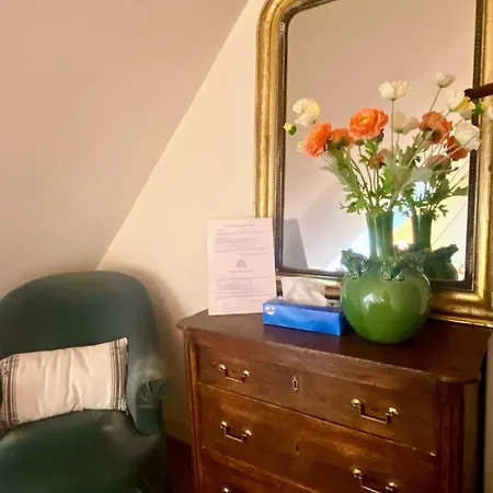 La Breteche Du Perche