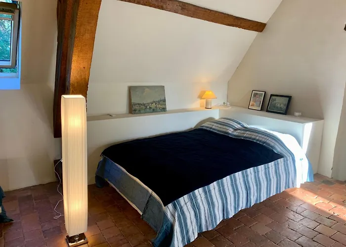 La Breteche Du Perche *