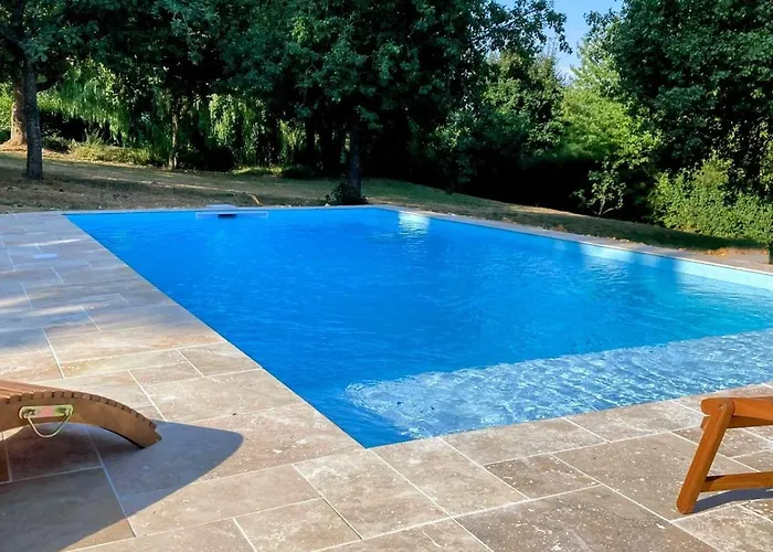 La Breteche Du Perche *